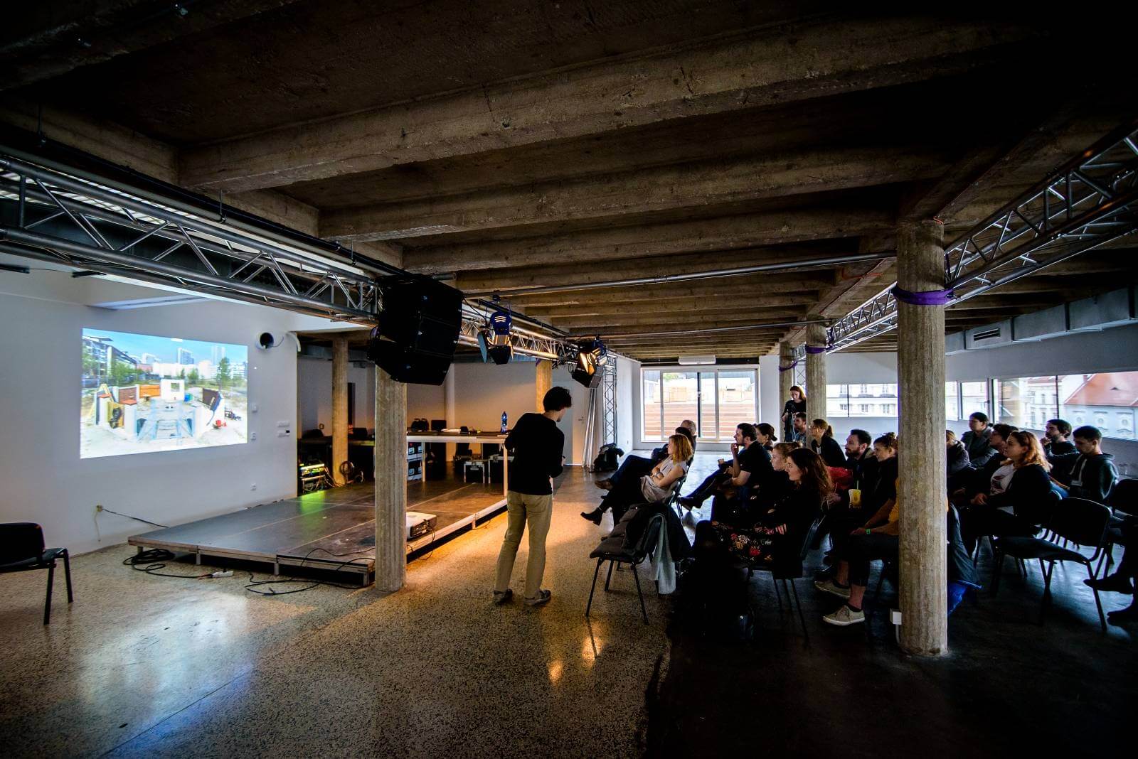 Alternative and sustainable architecture
